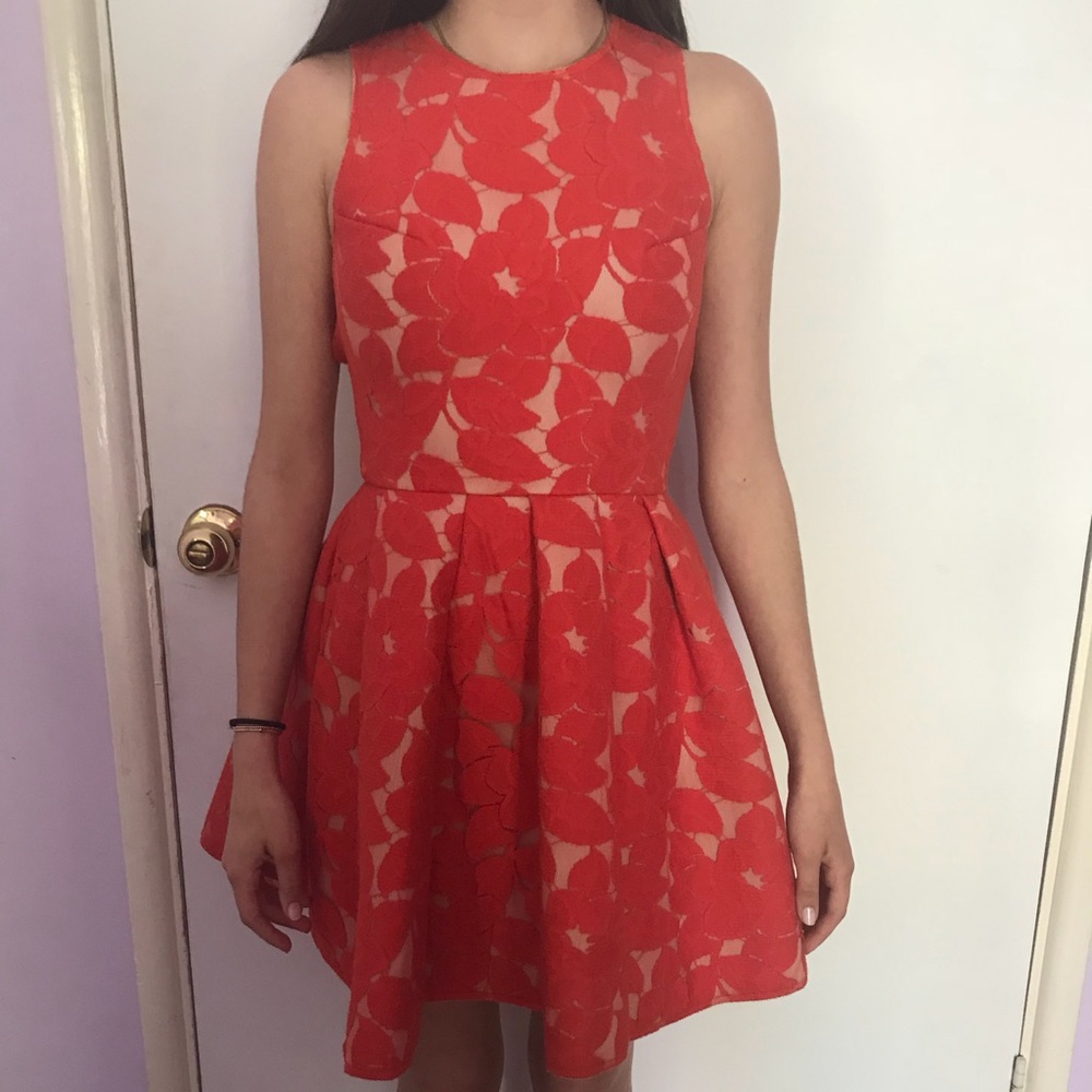 Coral lace floral dress (brand new!)